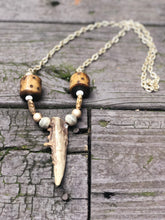 Load image into Gallery viewer, Fawn Necklace